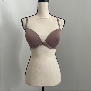 Wacoal Lightly Lined Tan T-Shirt‎ Bra 32DD 32E Underwire Elevated Basic Normcore